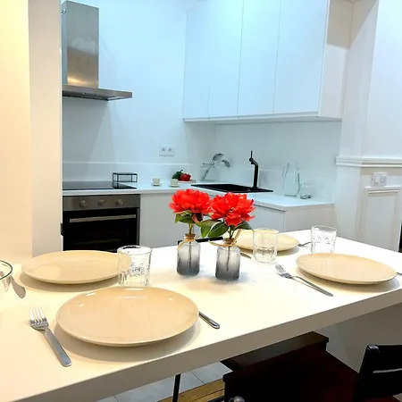 Moliteuil Apartment